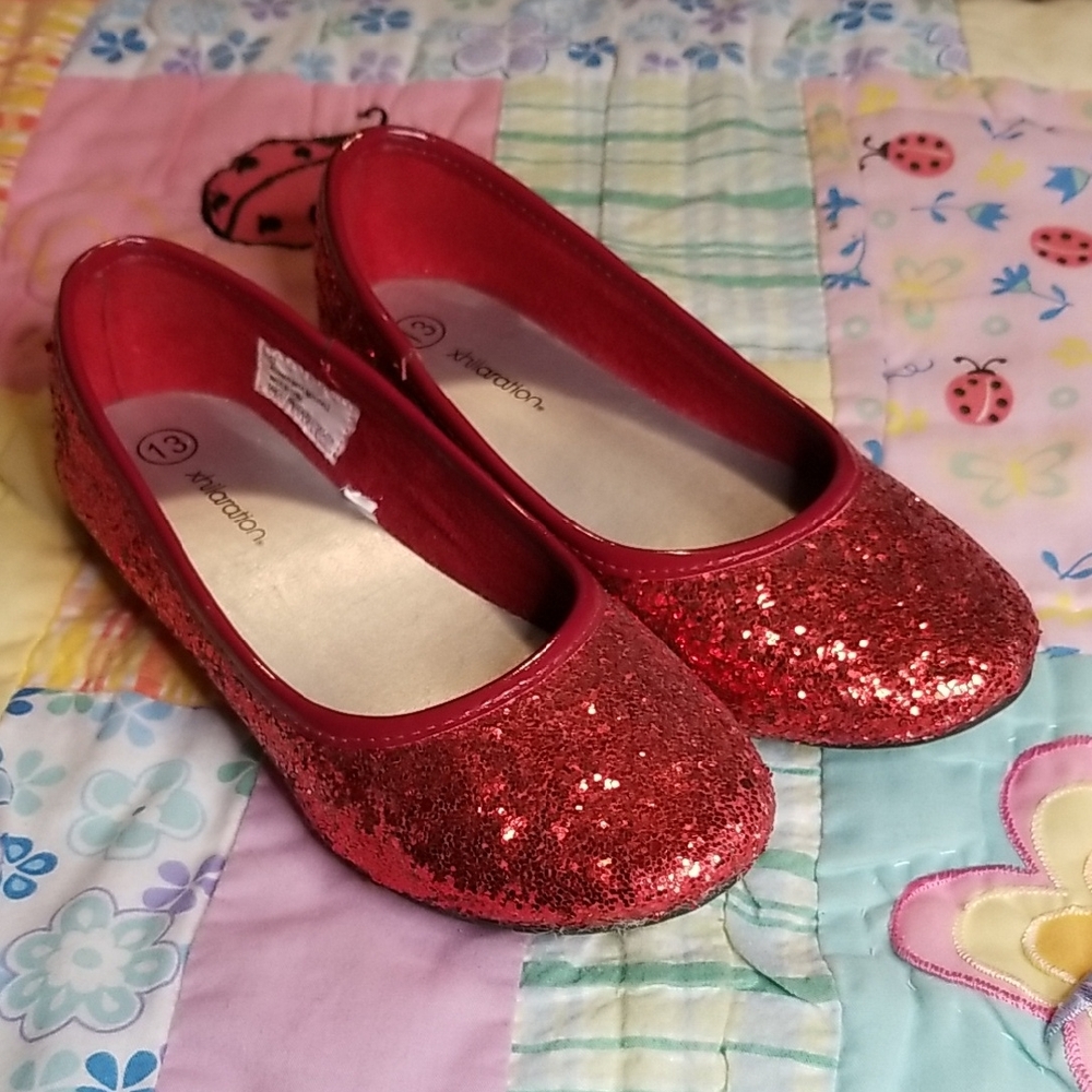 Xhilaration Sparkly Red Dress Shoes